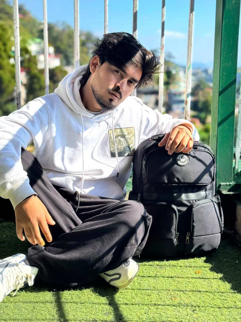 Vault Black